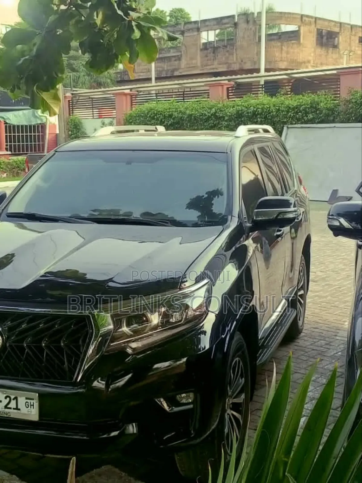 Toyota Land Cruiser Prado Available for Rentals Book Now!