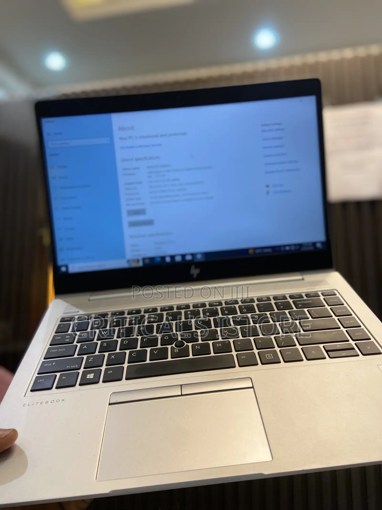 New Laptop HP EliteBook 840 G5 4GB Intel Core i5 SSD 256GB
