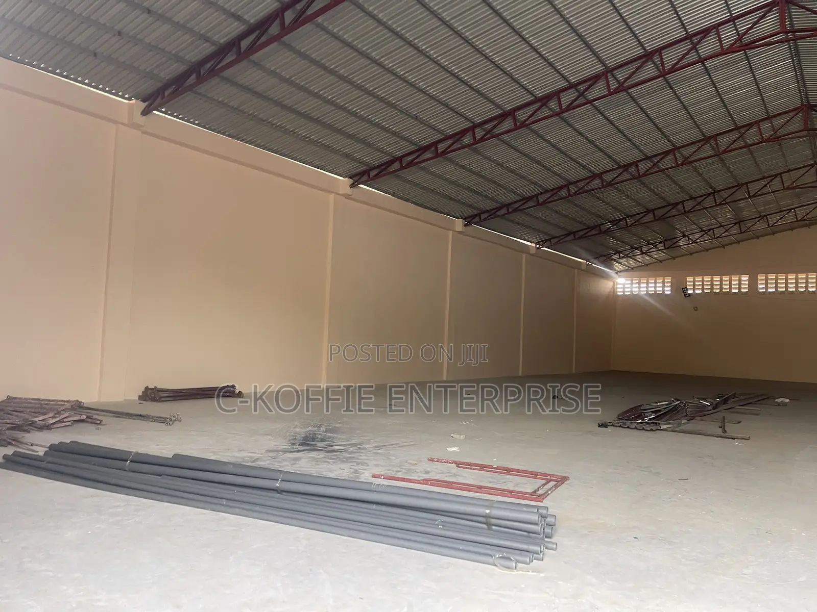 1000 SQM Warehouse at Spintex for Rent