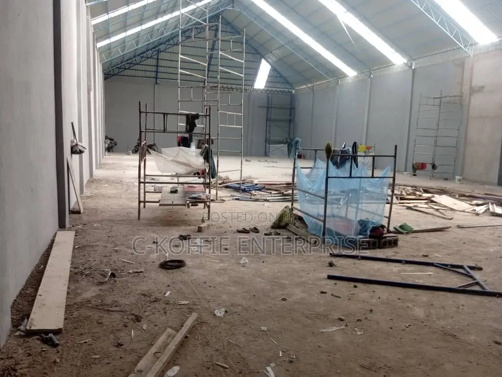 650 SQM Warehouse at Tema Com 25 for Rent