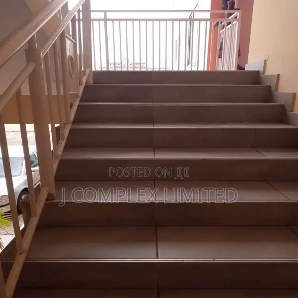 2bdrm Apartment in Labone SHS Area for rent