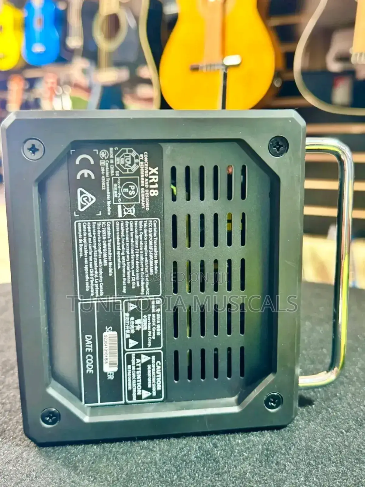 Behringer X Air Xr18 18-channel Digital Mixer.