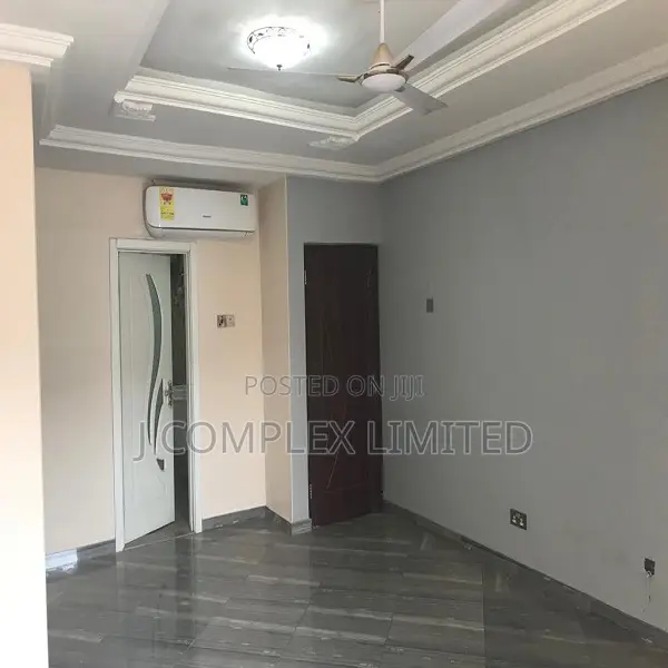 4bdrm House in Coffee Shop Area for sale