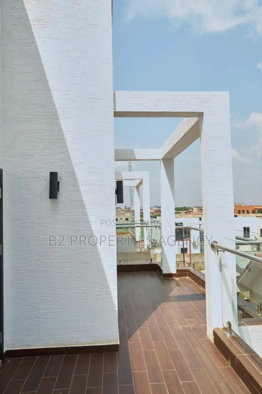 Furnished 5bdrm Mansion in B2 Properties Agency, Bawaleshie for sale