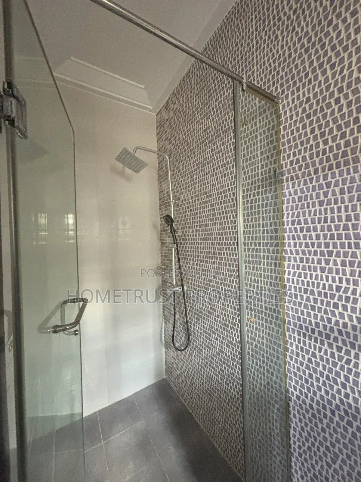 4bdrm Duplex in Hometrust Properties, Kwabenya for rent