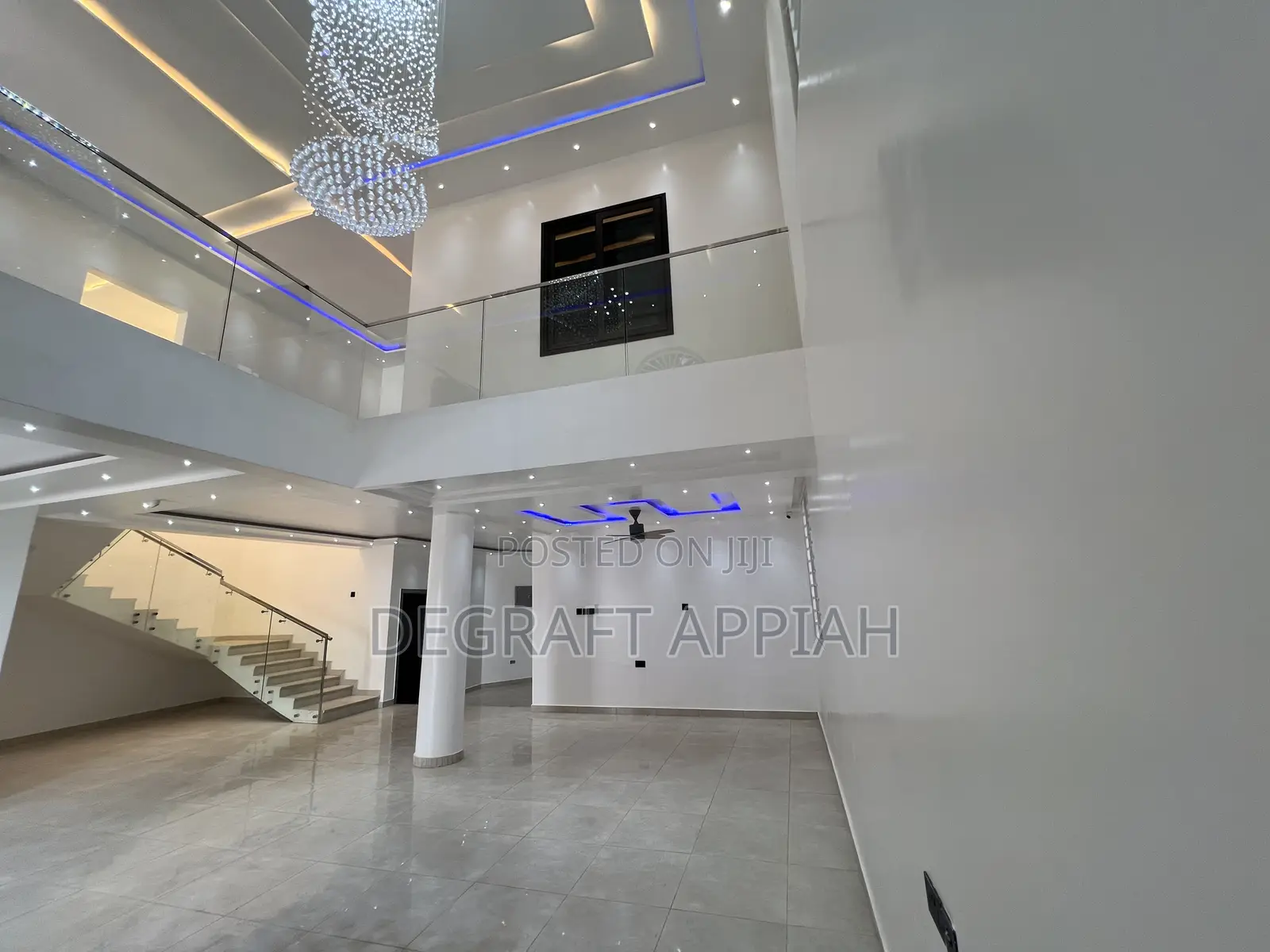 5bdrm House in Santasi Brofoyedru, Kumasi Metropolitan for sale