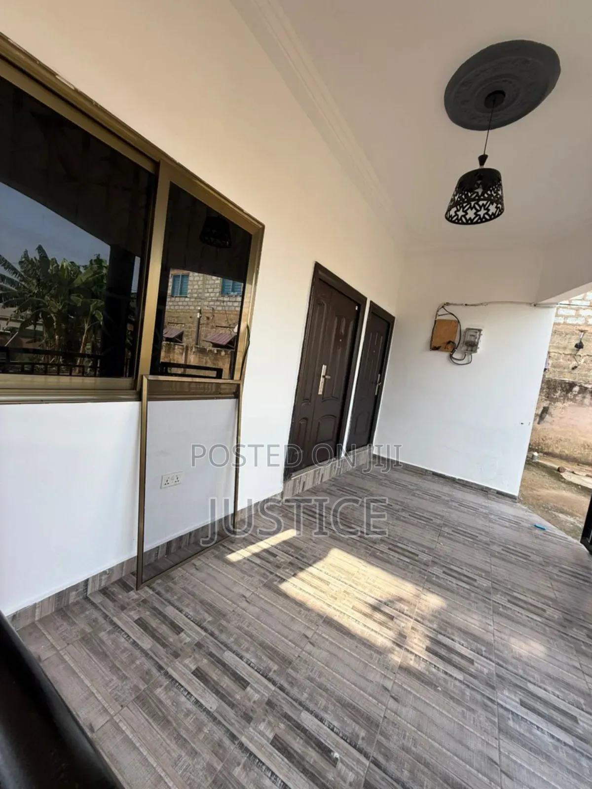 2bdrm Apartment in Ablekuma Curve for rent