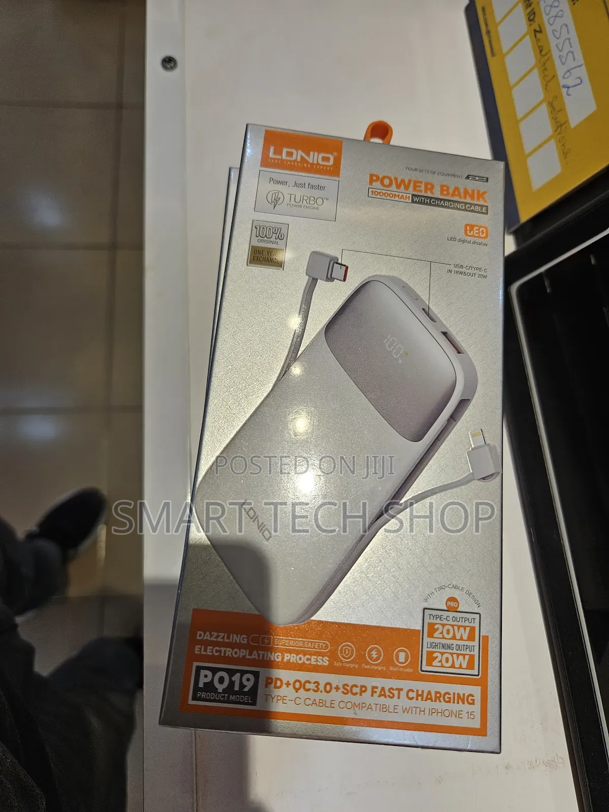 10000mah Ldnio Power Bank With Inbuilt Cable for iPhone and Type C