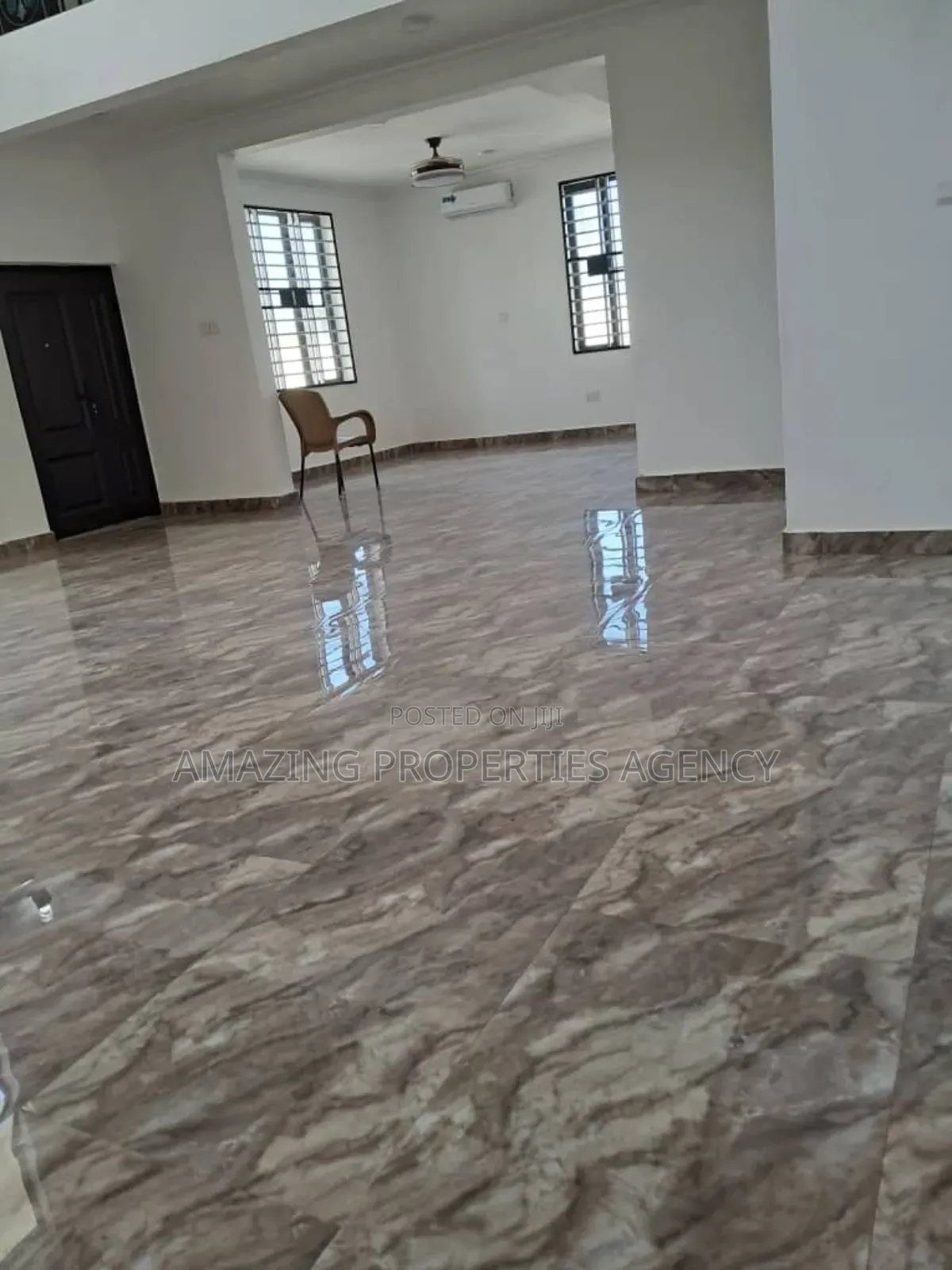 5bdrm House in Spintex Road, Baatsona Total for sale
