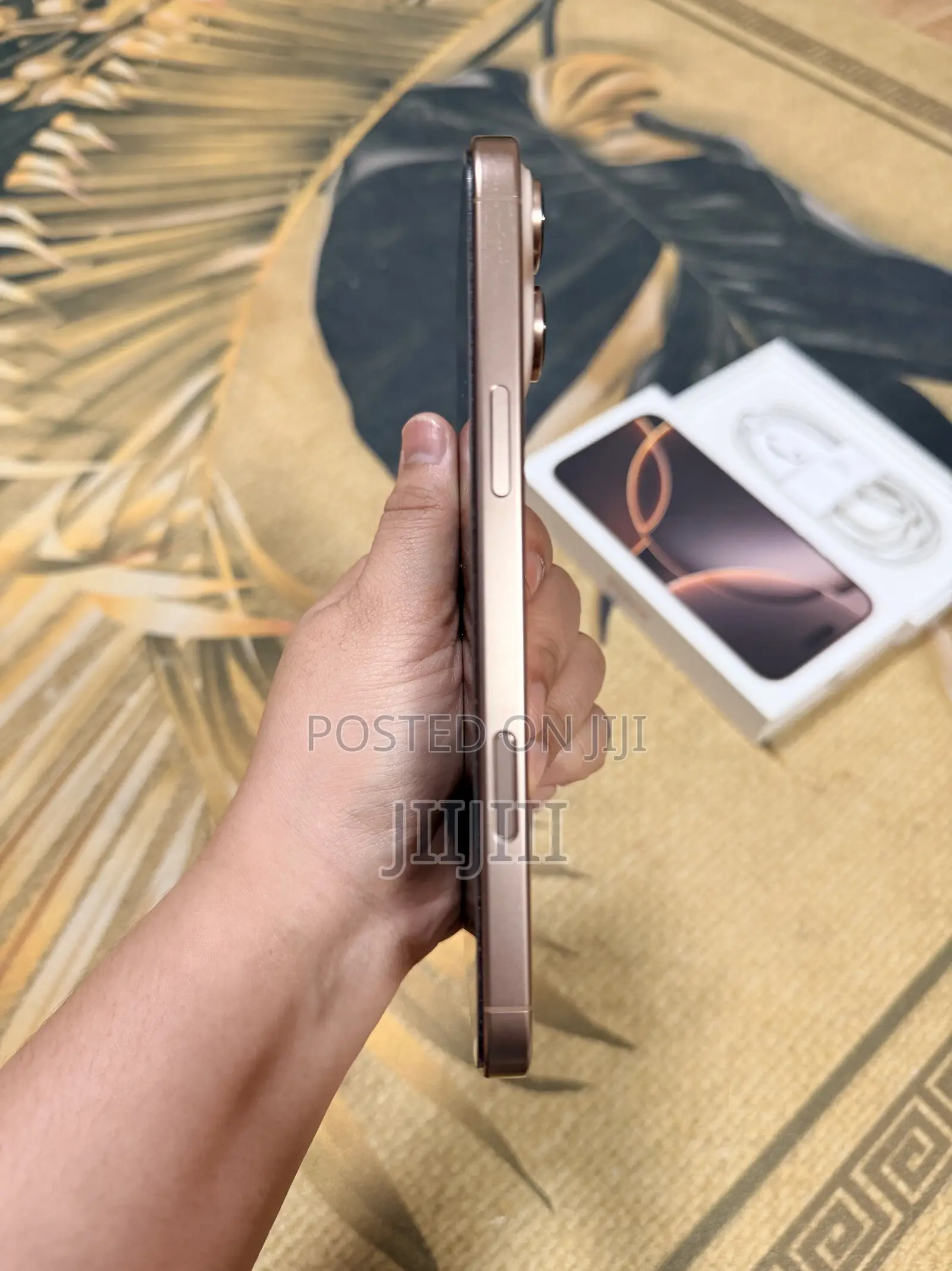 Apple iPhone 16 Pro Max 256 GB Gold