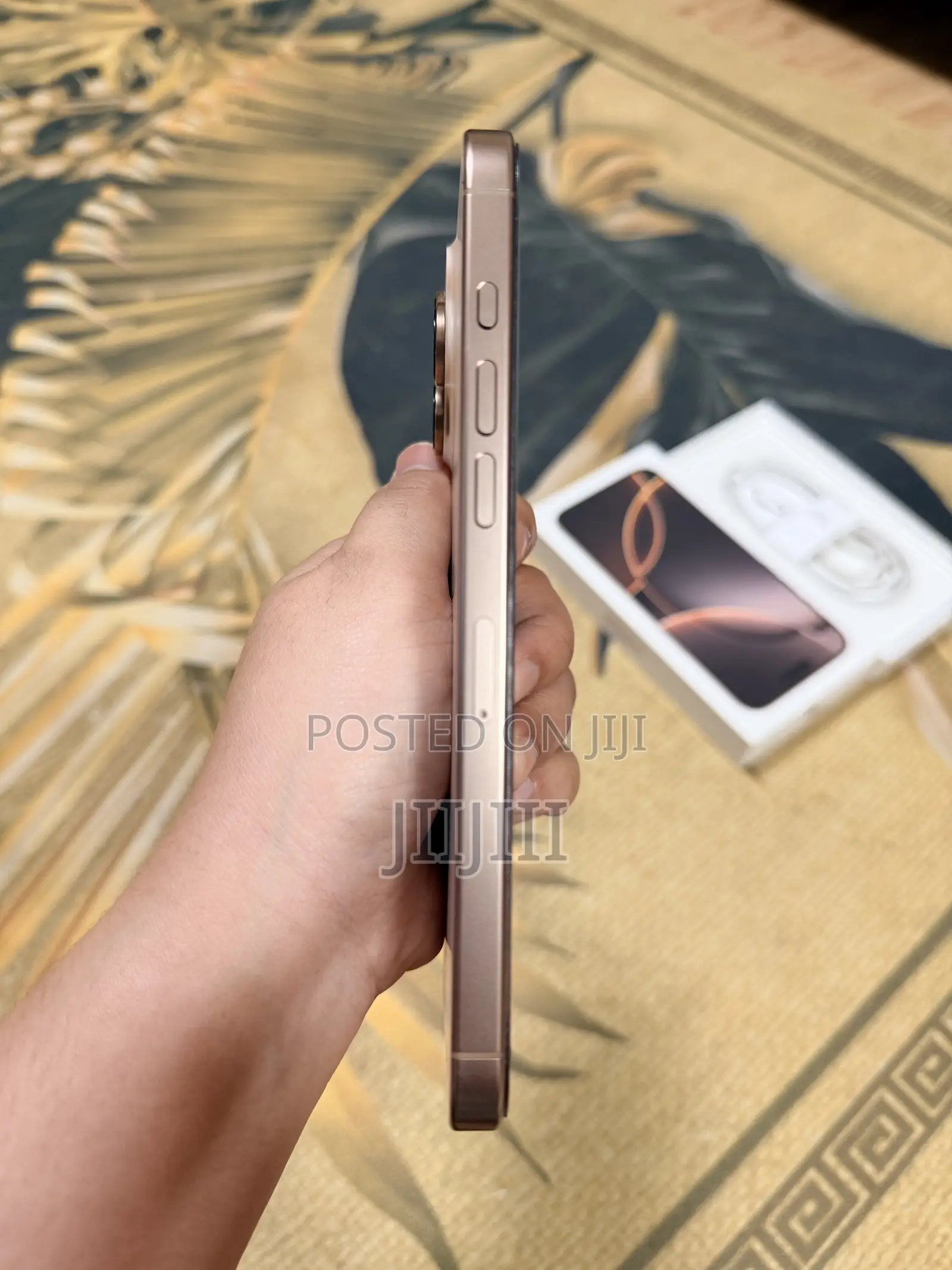 Apple iPhone 16 Pro Max 256 GB Gold