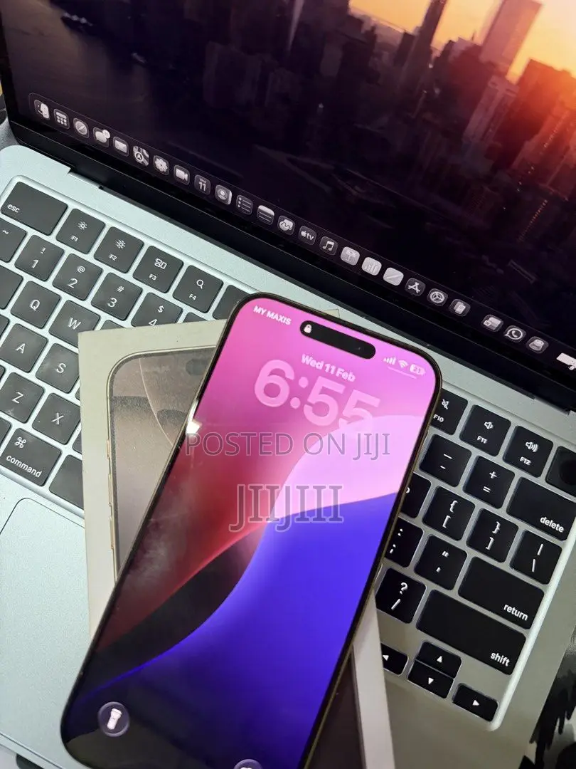 Apple iPhone 16 Pro Max 512 GB Gold