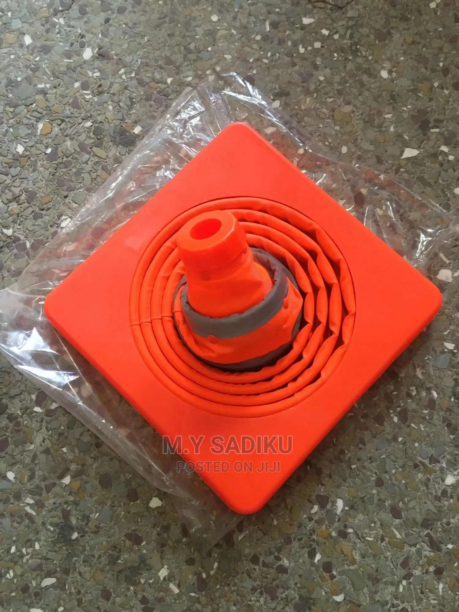 Traffic Cone (Foldable)