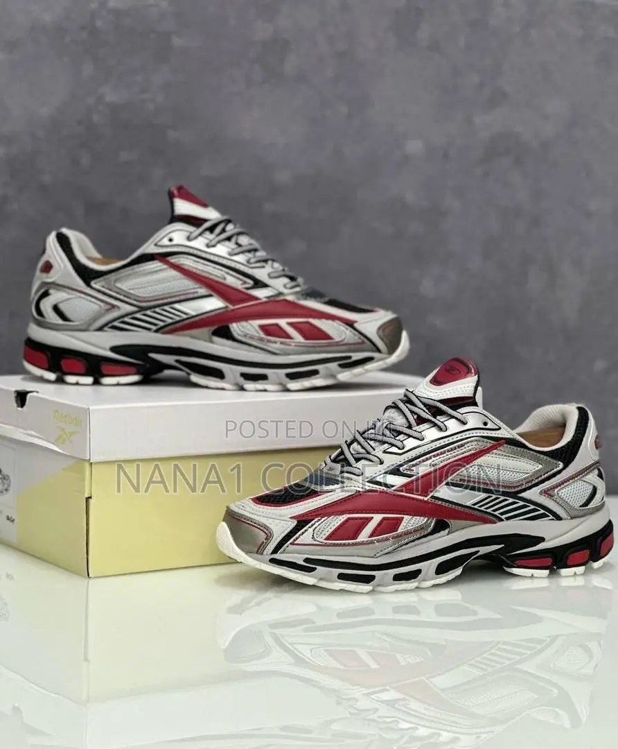 Reebok Ltd Unisex Premium Road Ultra Red Metallic.