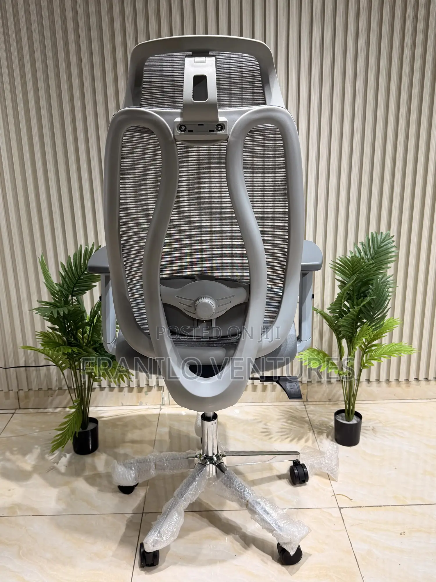 Ergonomic Mesh Office Chair With Lumbar Adjustment