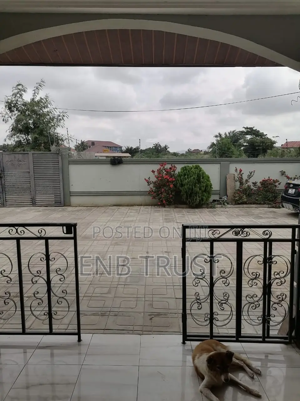 5bdrm House in Amasaman Kuntunse for sale
