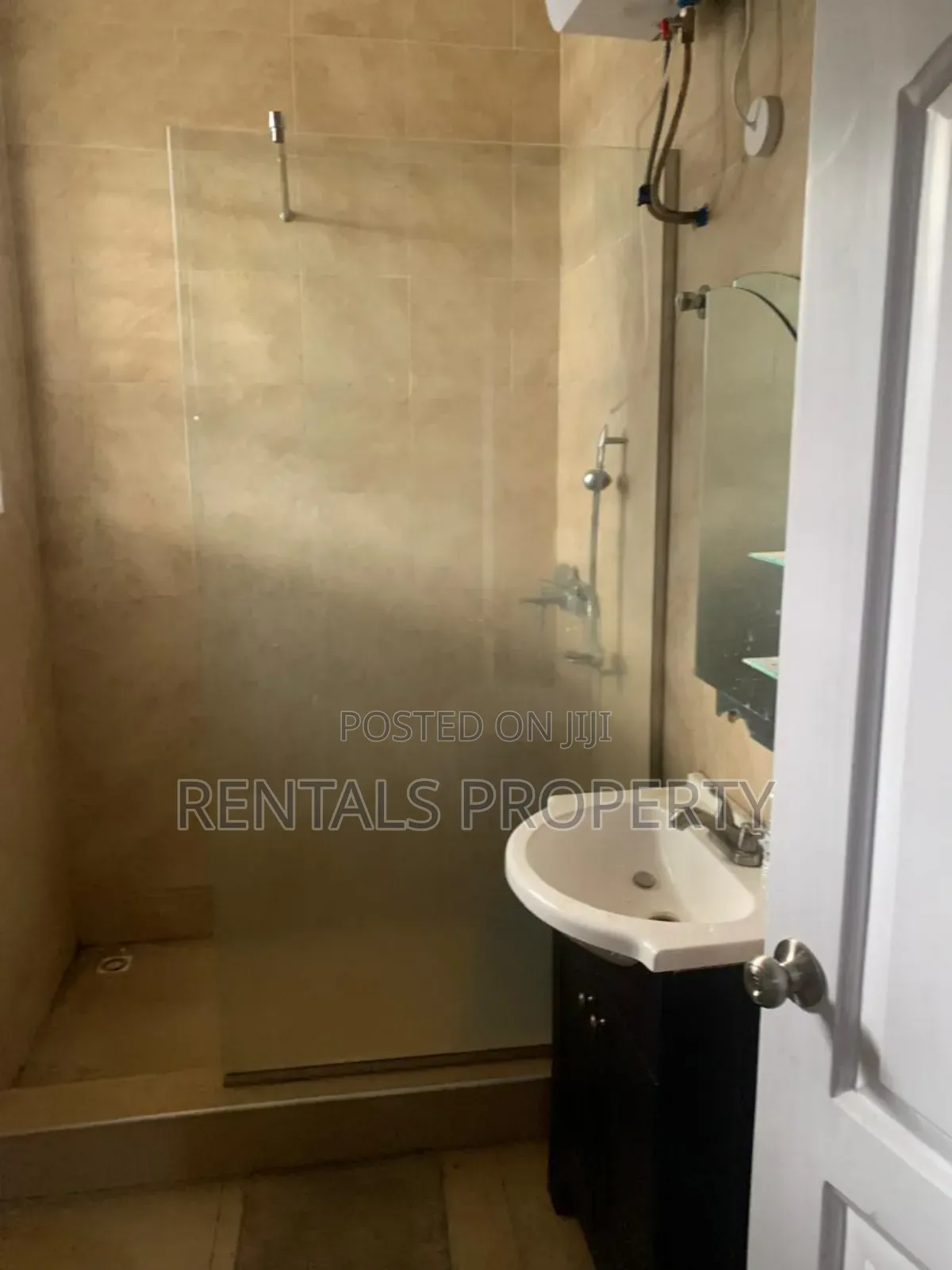 2bdrm Block of Flats in Ashaley Botwe for rent