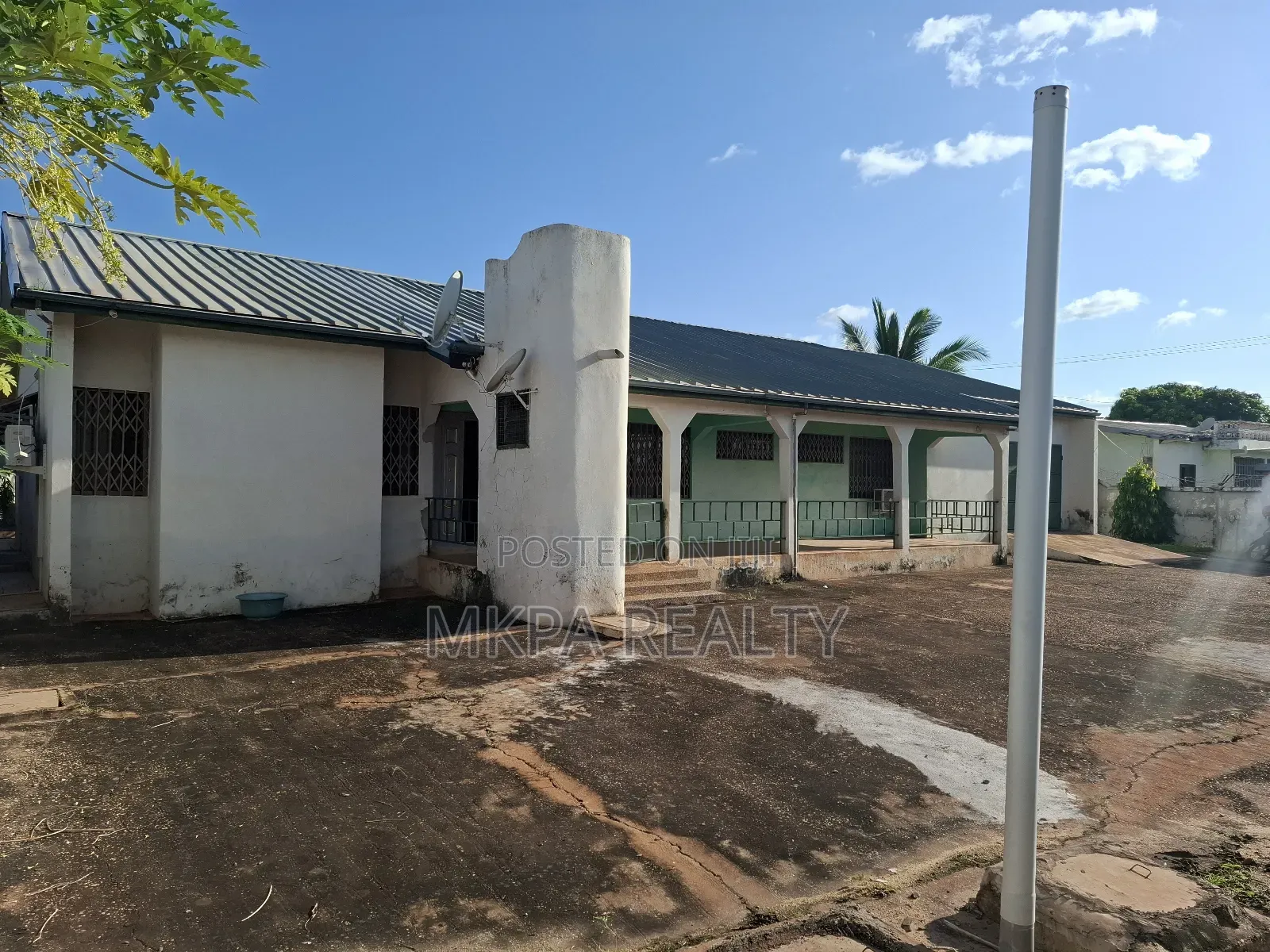 4bdrm House in Mkpa Realty, Tamale Municipal for sale