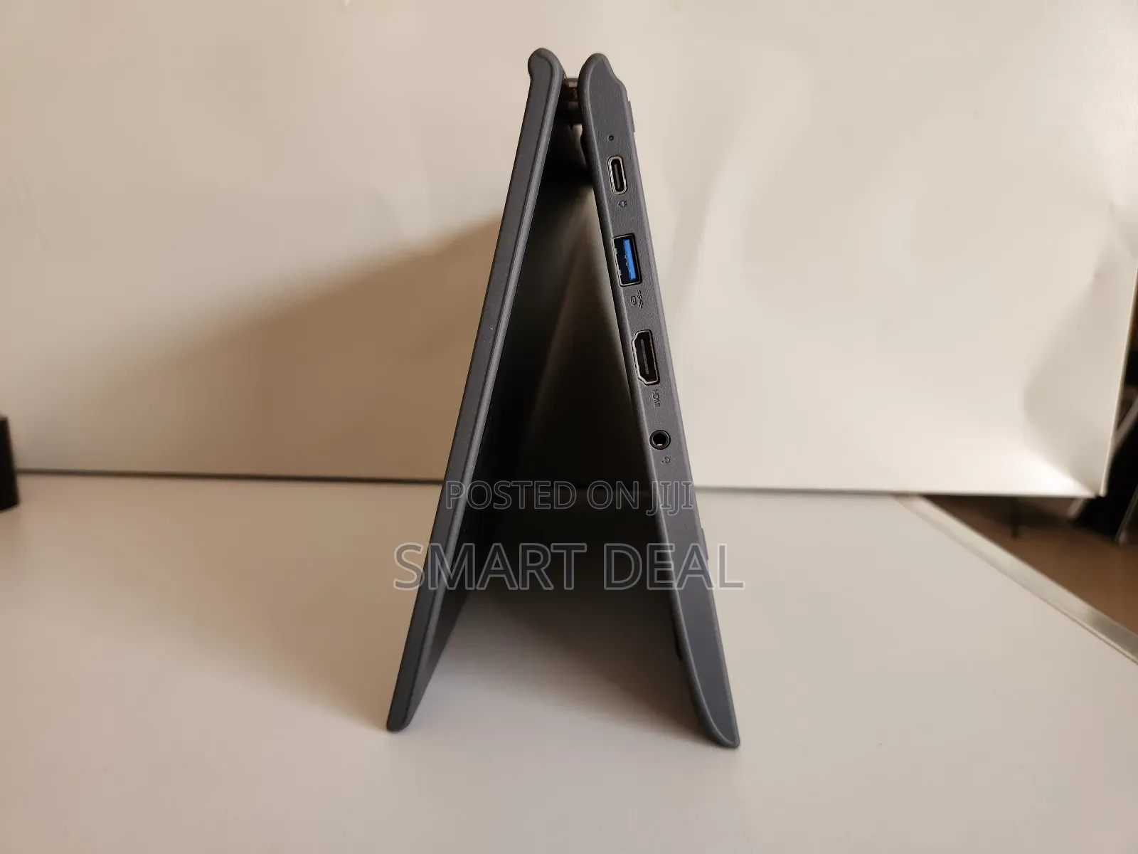 Laptop Lenovo 300e 4GB Intel SSD 128GB