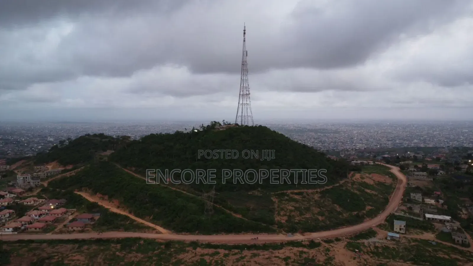 Land in Kwabenya