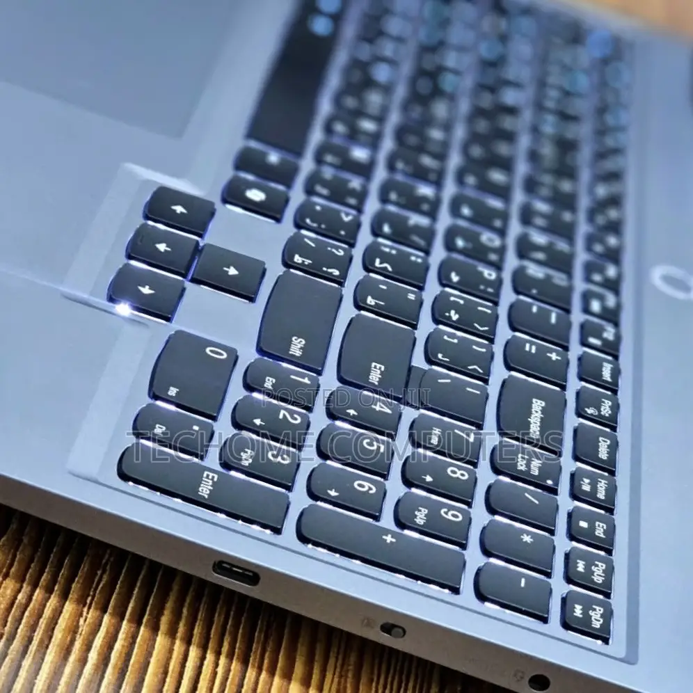 Laptop Lenovo LOQ 15IRH8 16GB Intel Core i5 SSD 512GB
