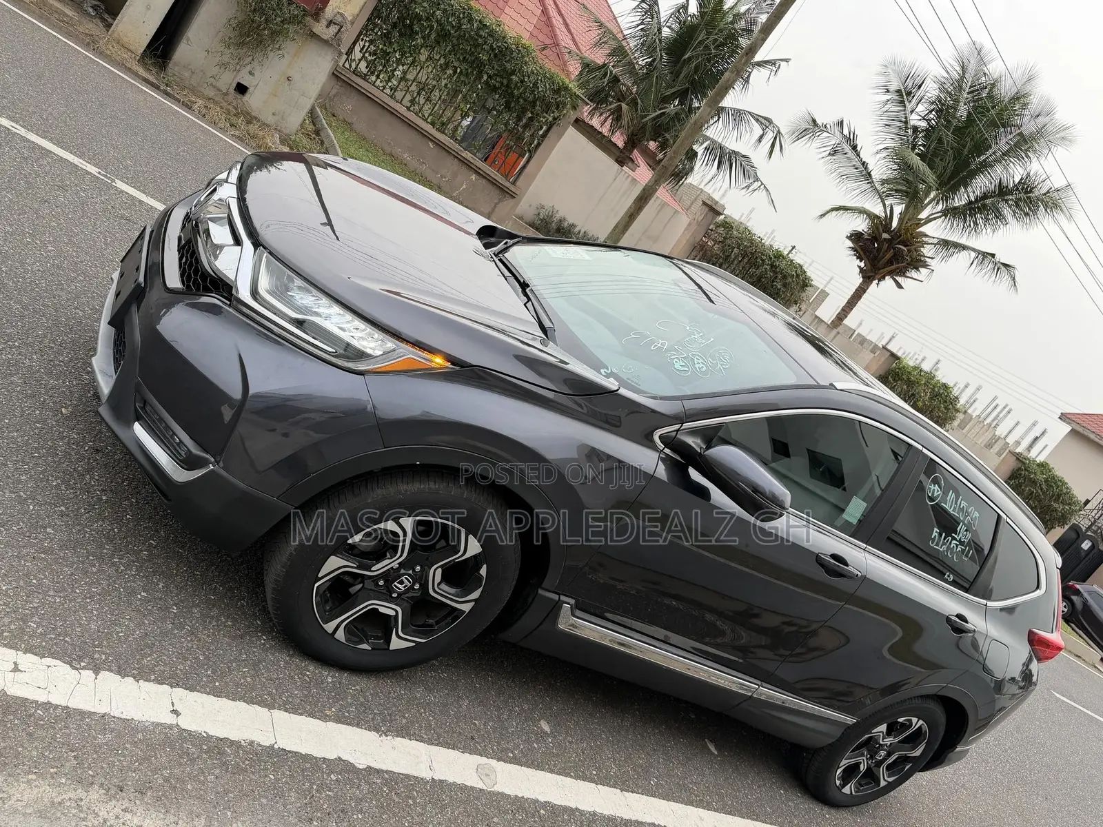 Honda CR-V Touring 4dr SUV AWD (1.5L 4cyl CVT) 2017 Gray