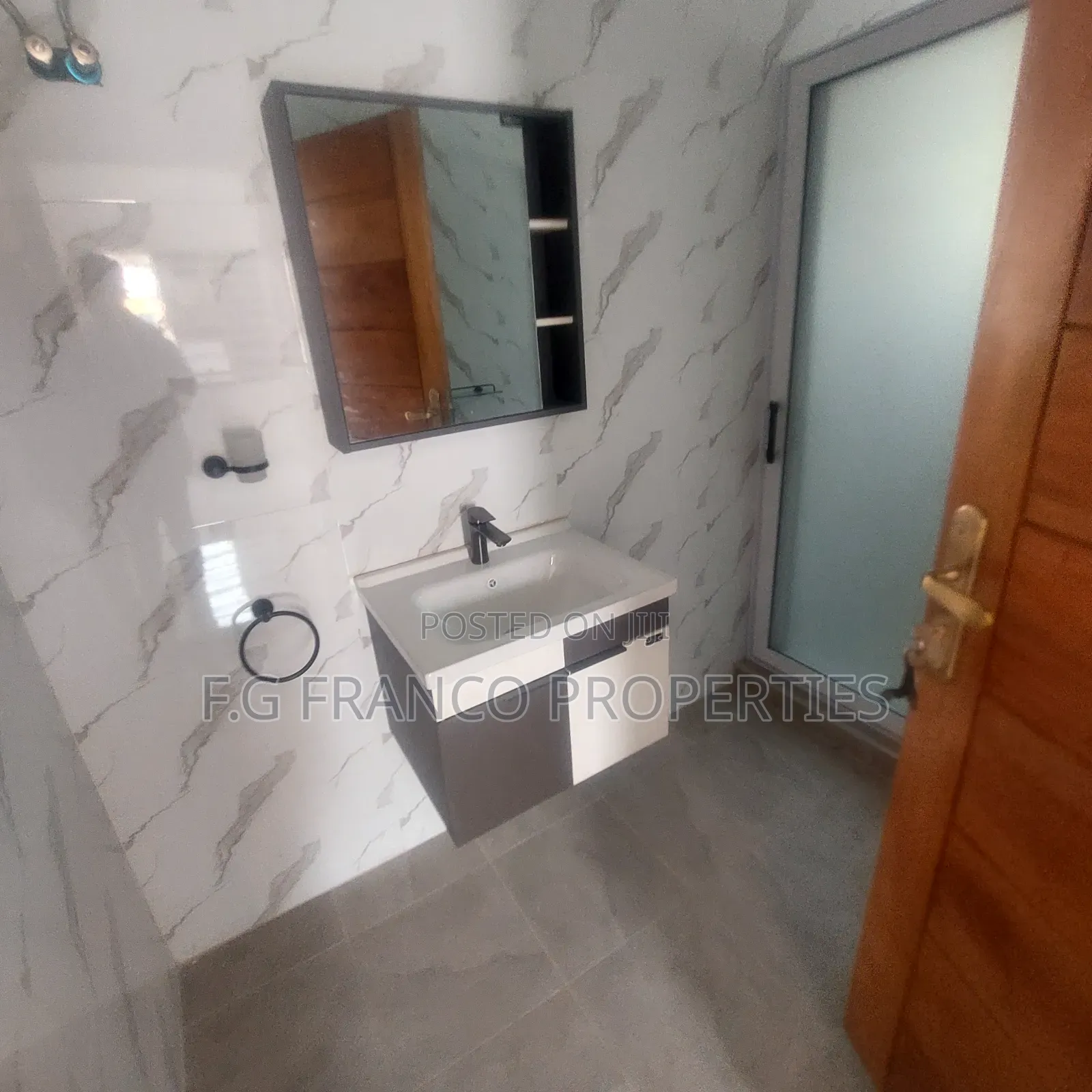 3bdrm House in Kg Franco Properties, Spintex for sale