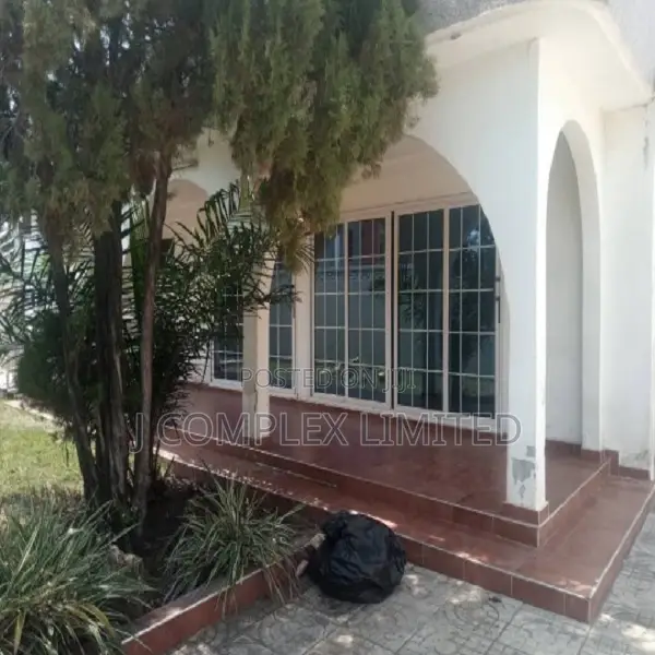5bdrm House in US Embassy Area for rent