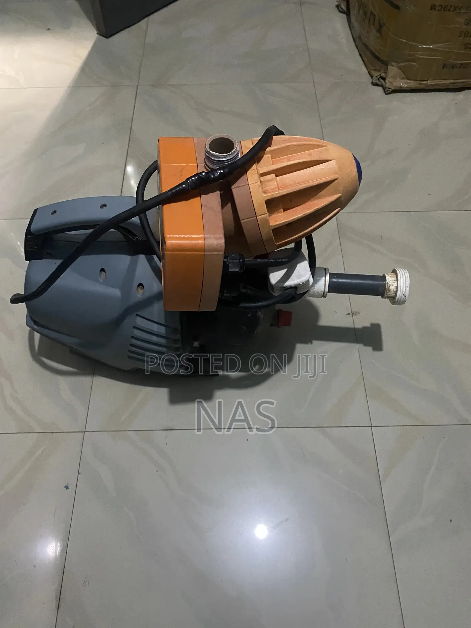 A 1.5 Hp Lucky Pro 1.0 Hp Leo Water Pumps