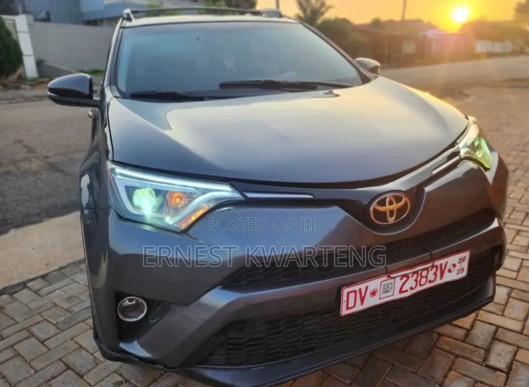 Toyota RAV4 2016 Gray