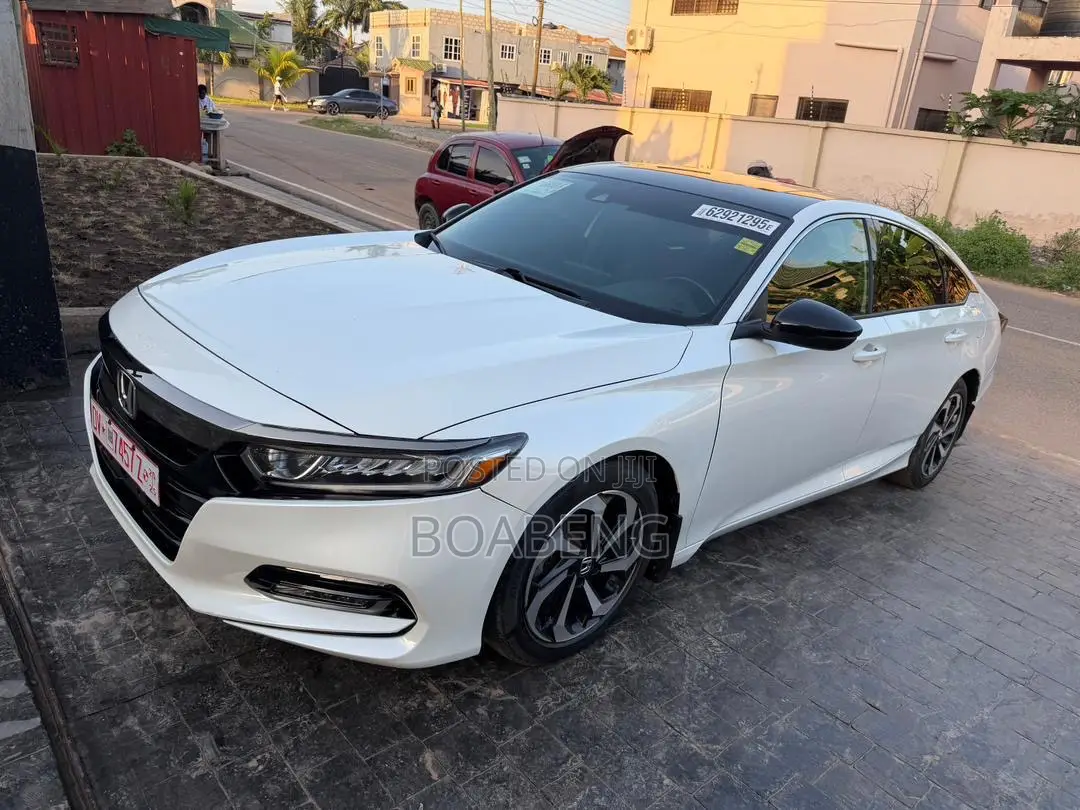 Honda Accord 2018 White