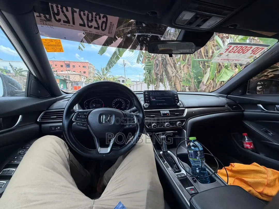 Honda Accord 2018 White