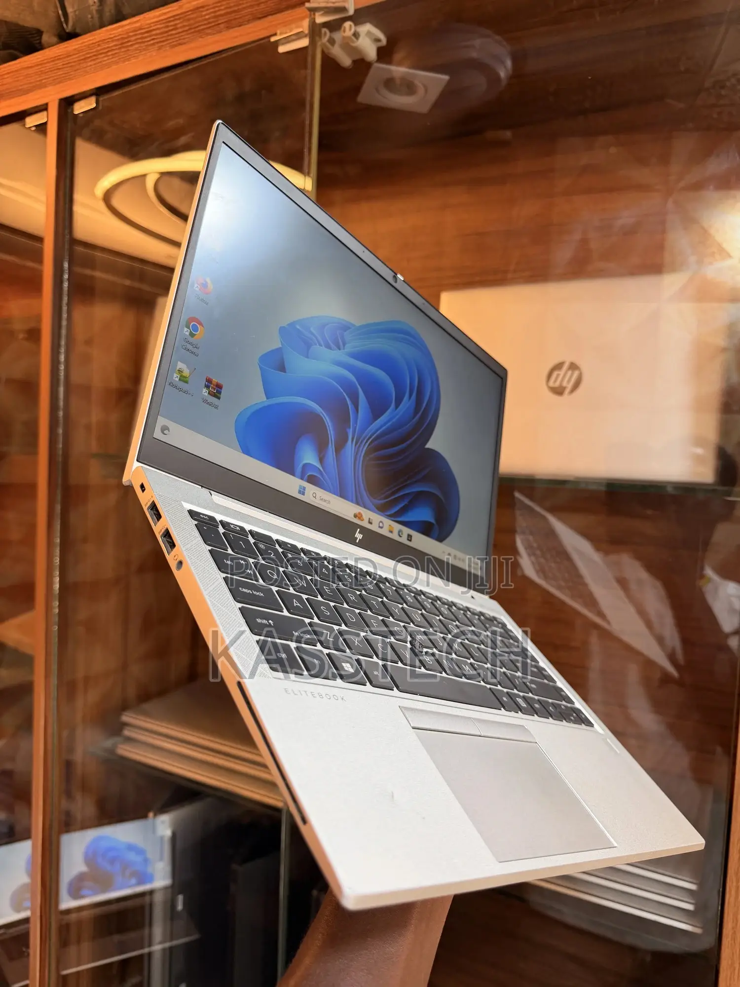 Laptop HP EliteBook 845 G7 8GB AMD Ryzen 5 SSD 256GB
