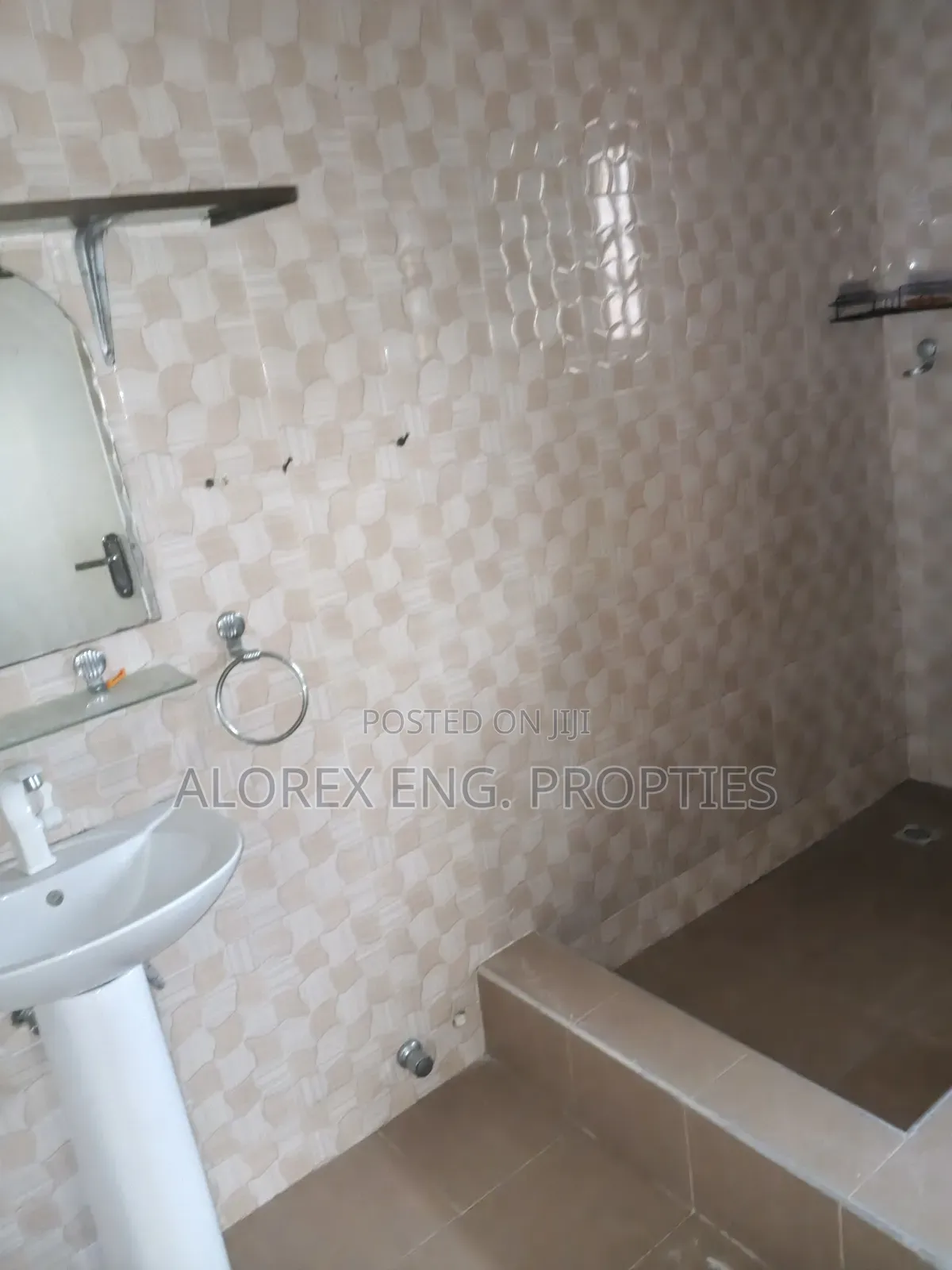 3bdrm House in Teiman, Oyarifa for rent