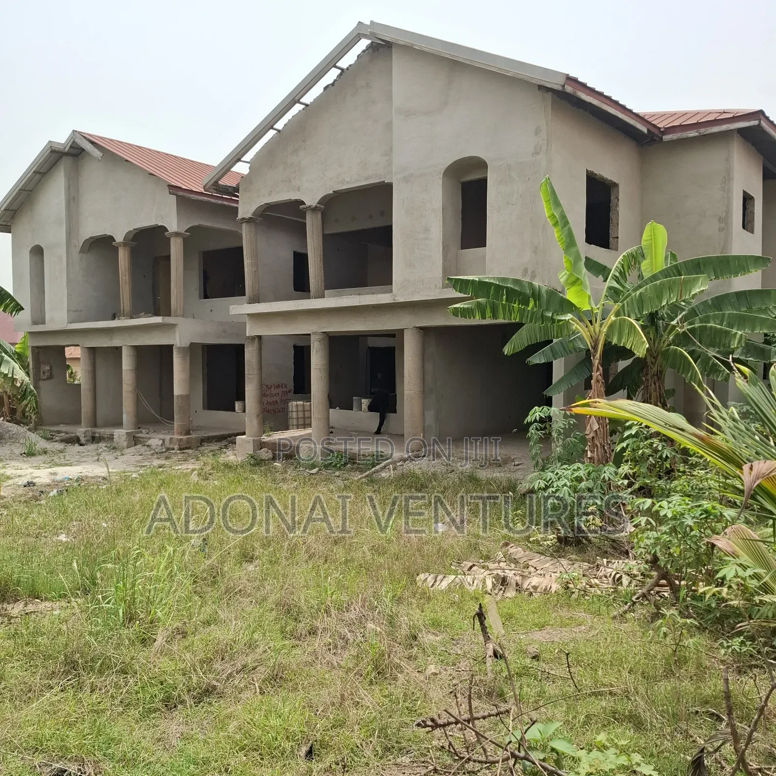 8bdrm Apartment in Sokoban Apaaso, Kumasi Metropolitan for sale
