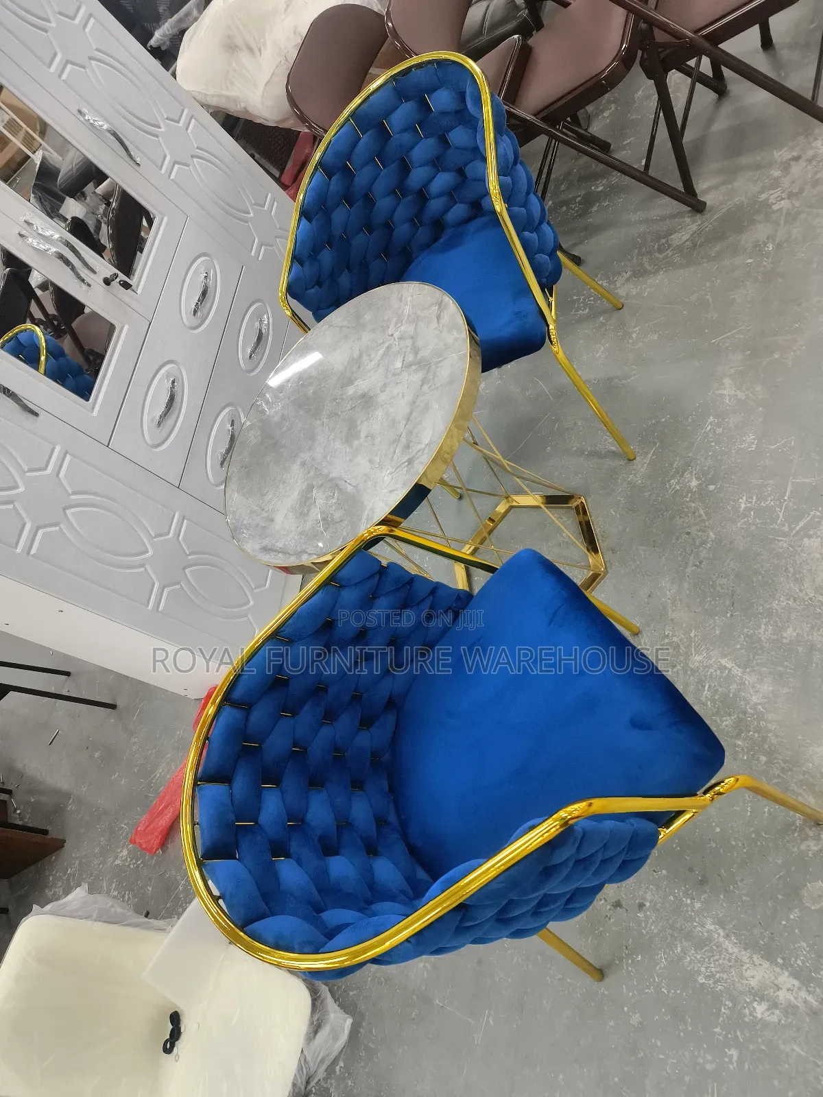 Wave Velvet Armchair 2 Seater Dining Set