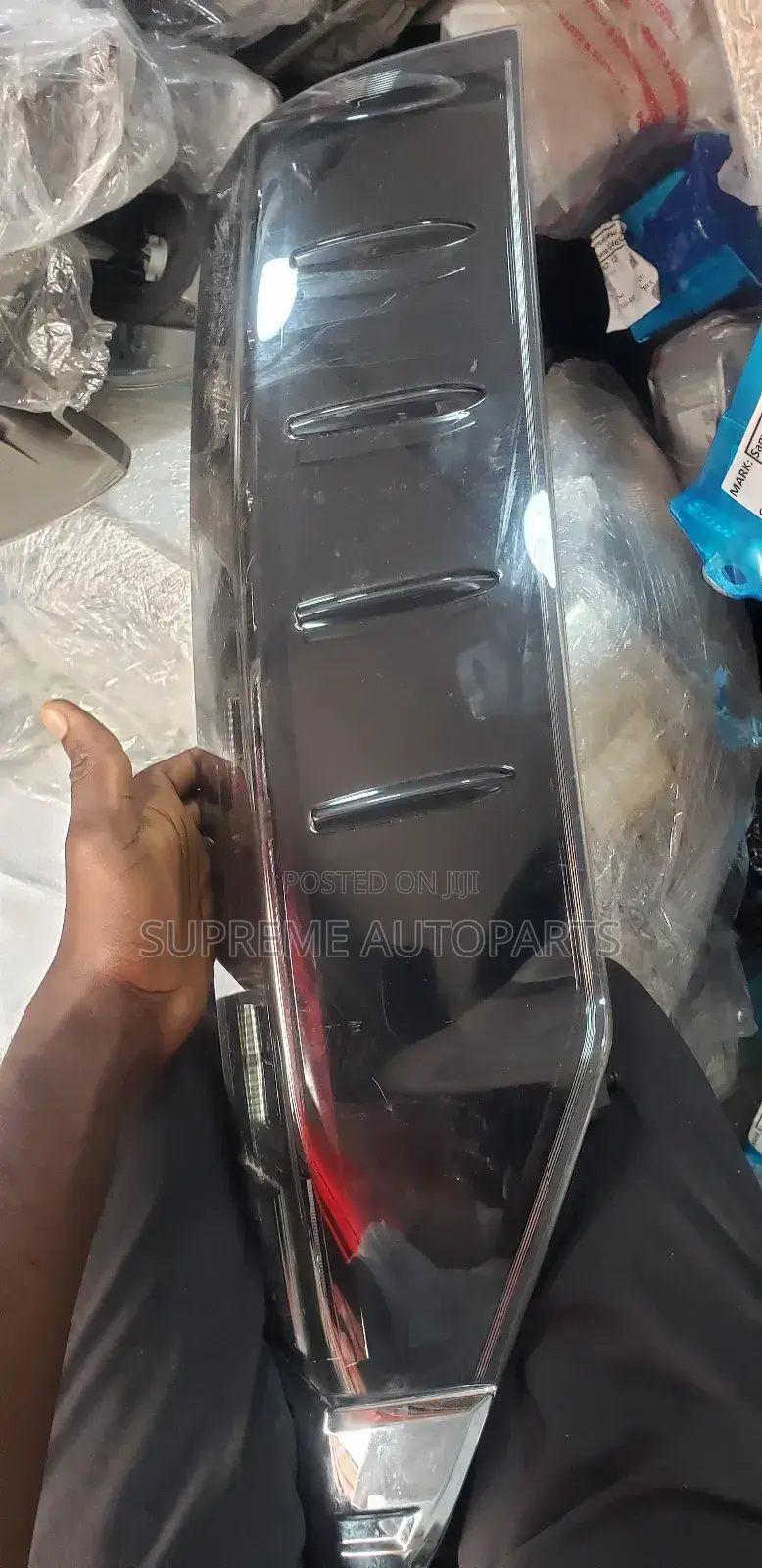Toyota Voxy 2015,2016,2017 Taillight