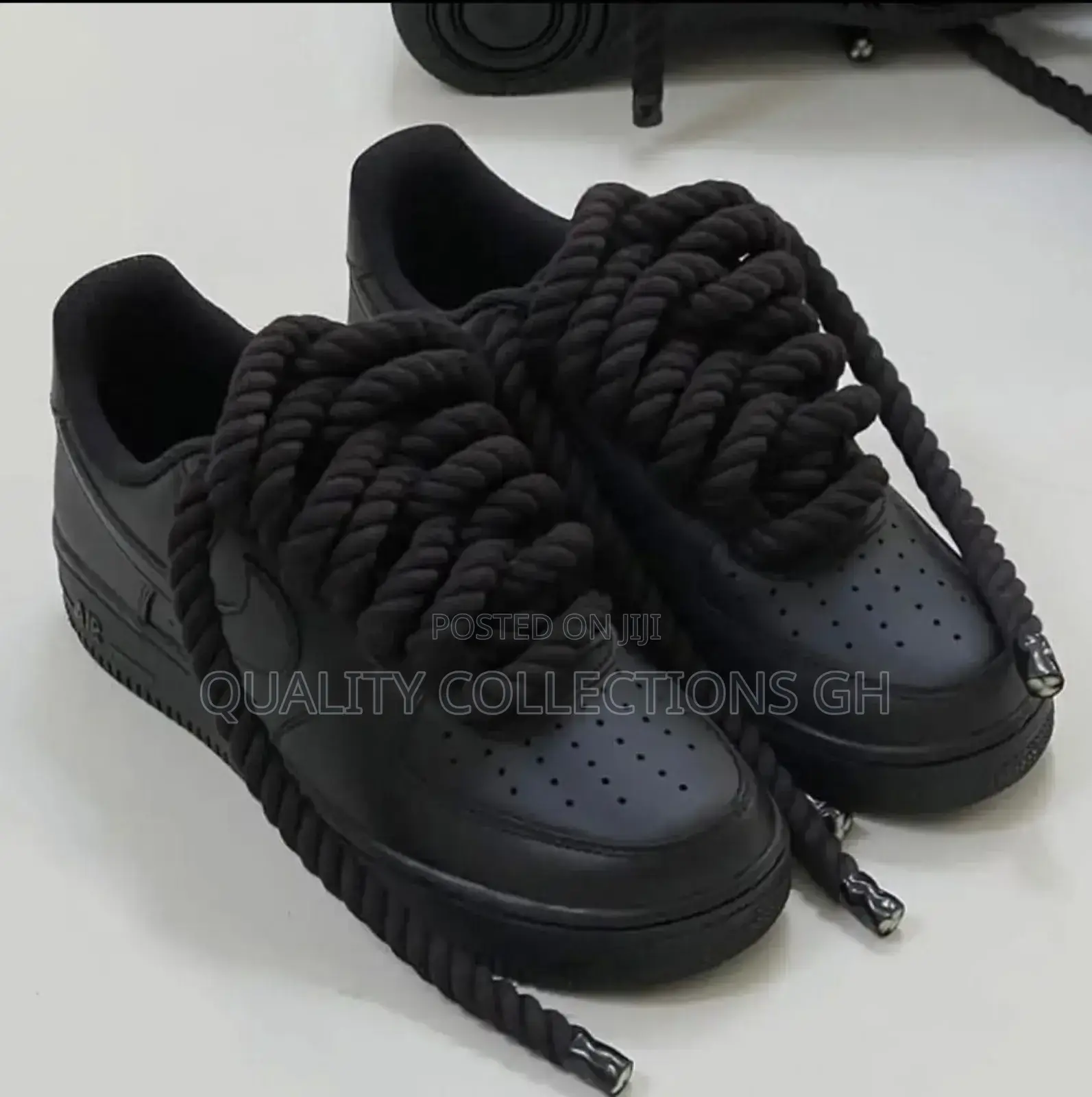 Airforce Black Big Lace