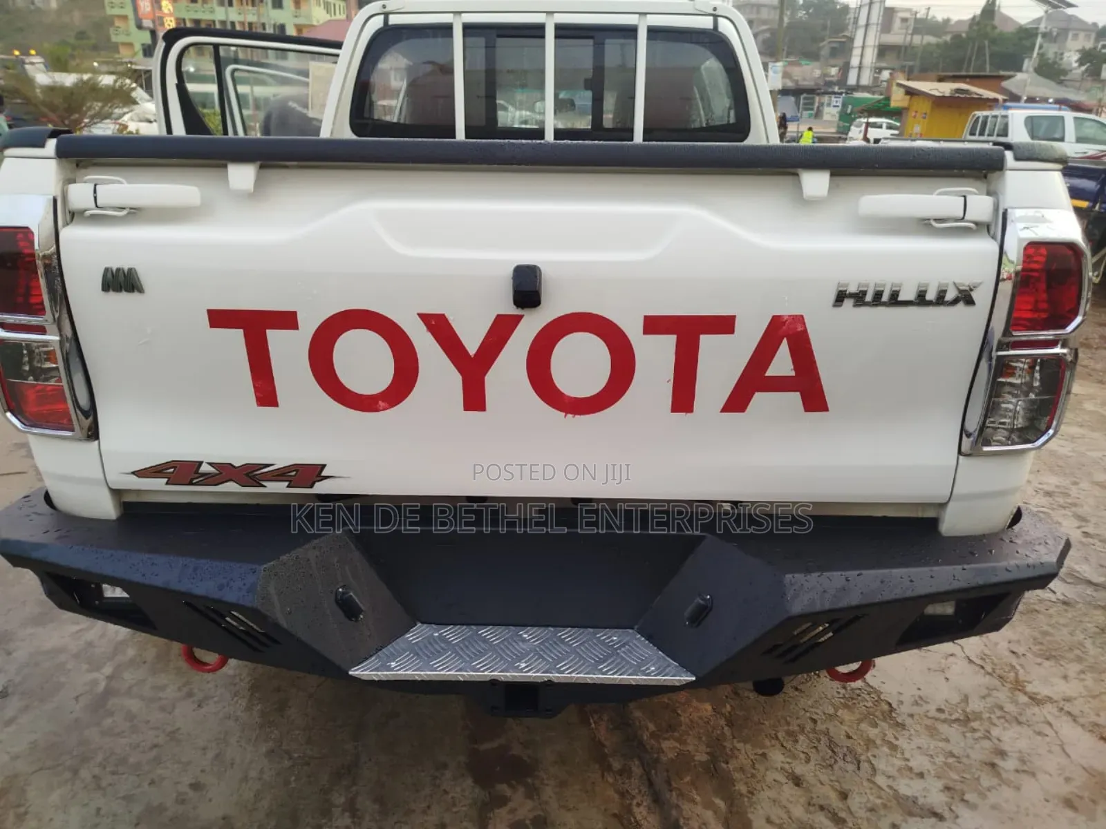 Toyota Hilux Revo Double Cab Deisel 2.4 AWD 2019 White