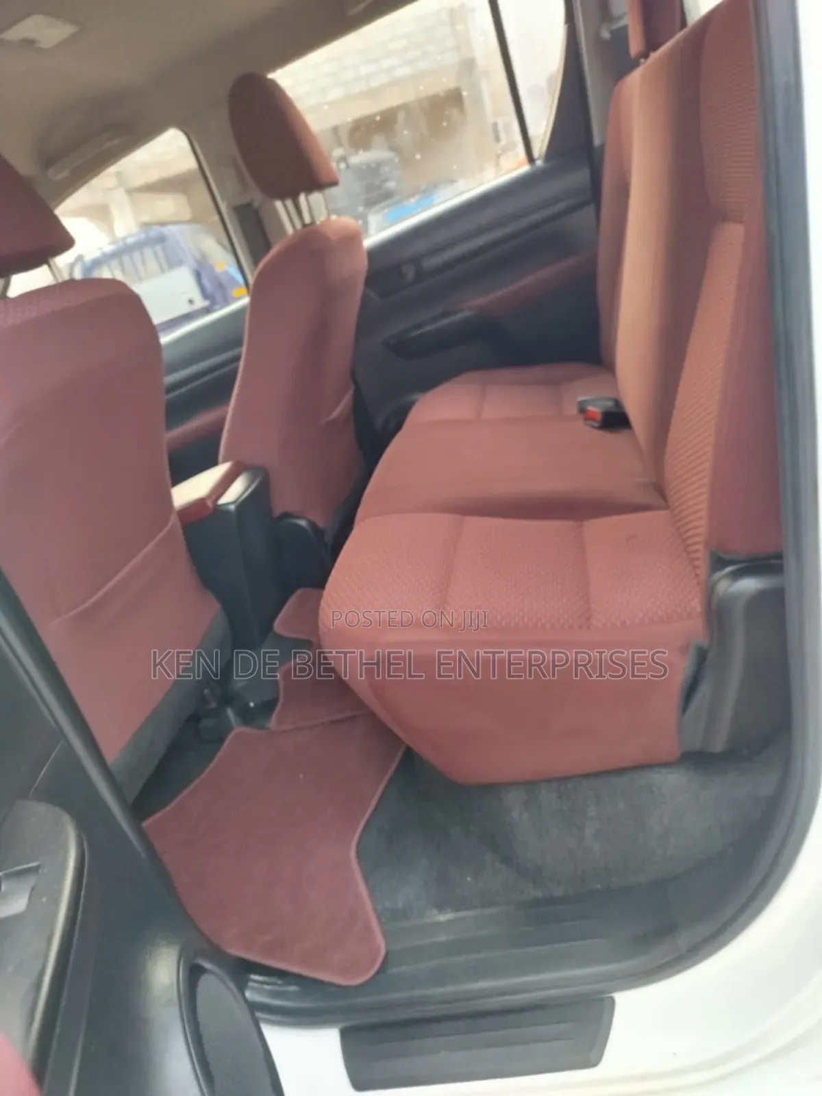 Toyota Hilux Revo Double Cab Deisel 2.4 AWD 2019 White