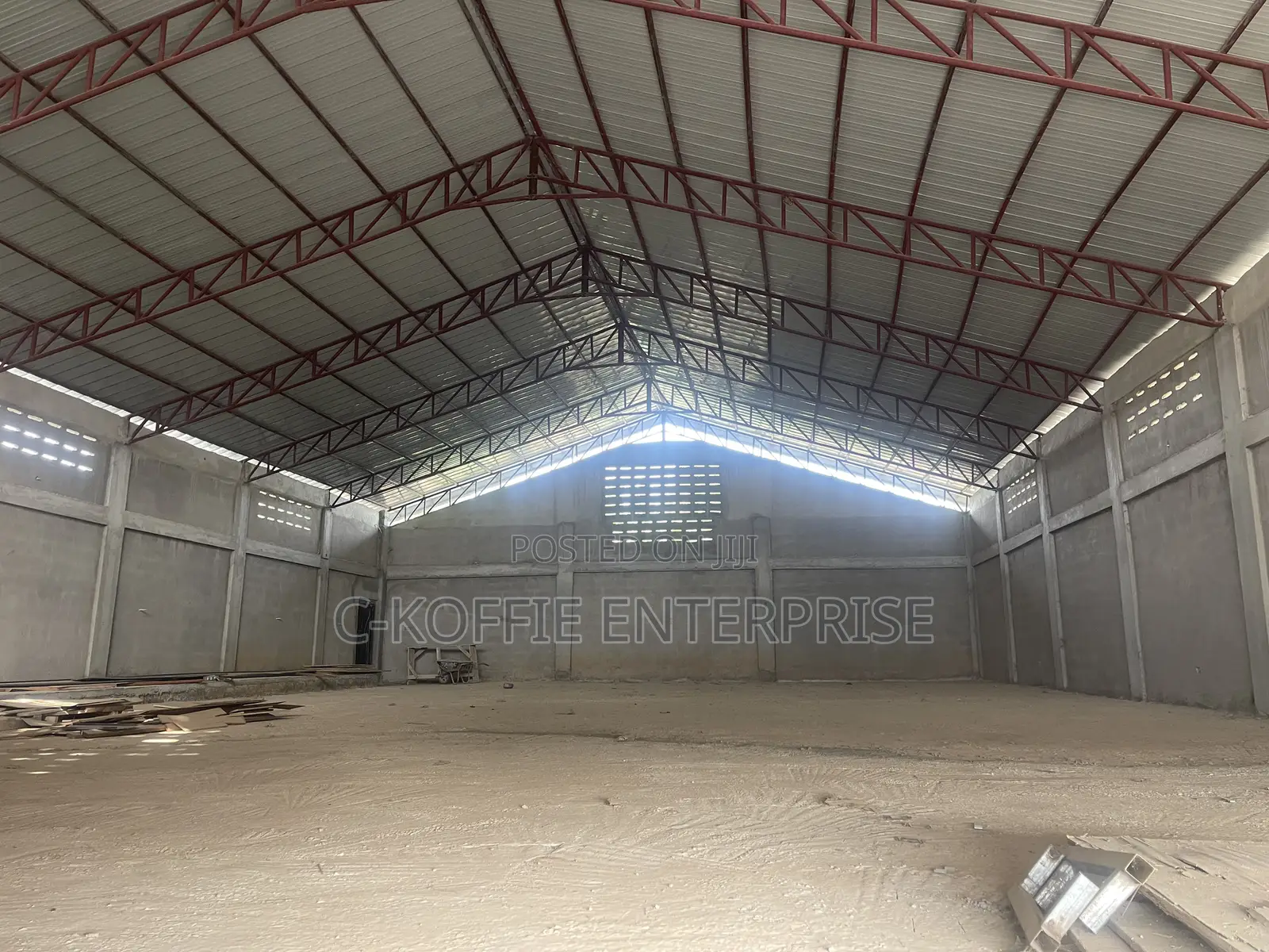 800 SQM Warehouse