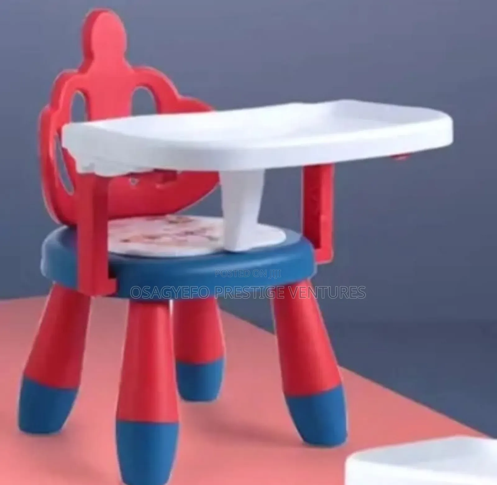 Classy Dinner Table and Chairs