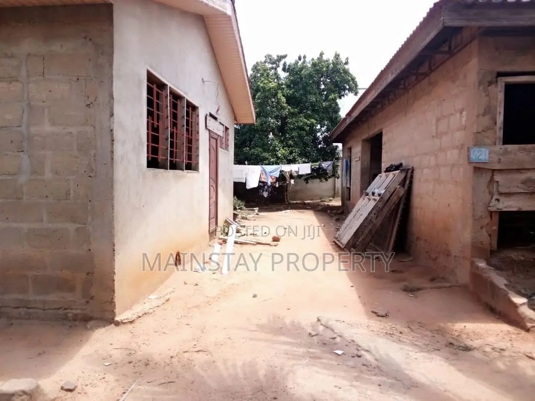 5bdrm House in Mainstay Estates, Taifa-Burkina for sale