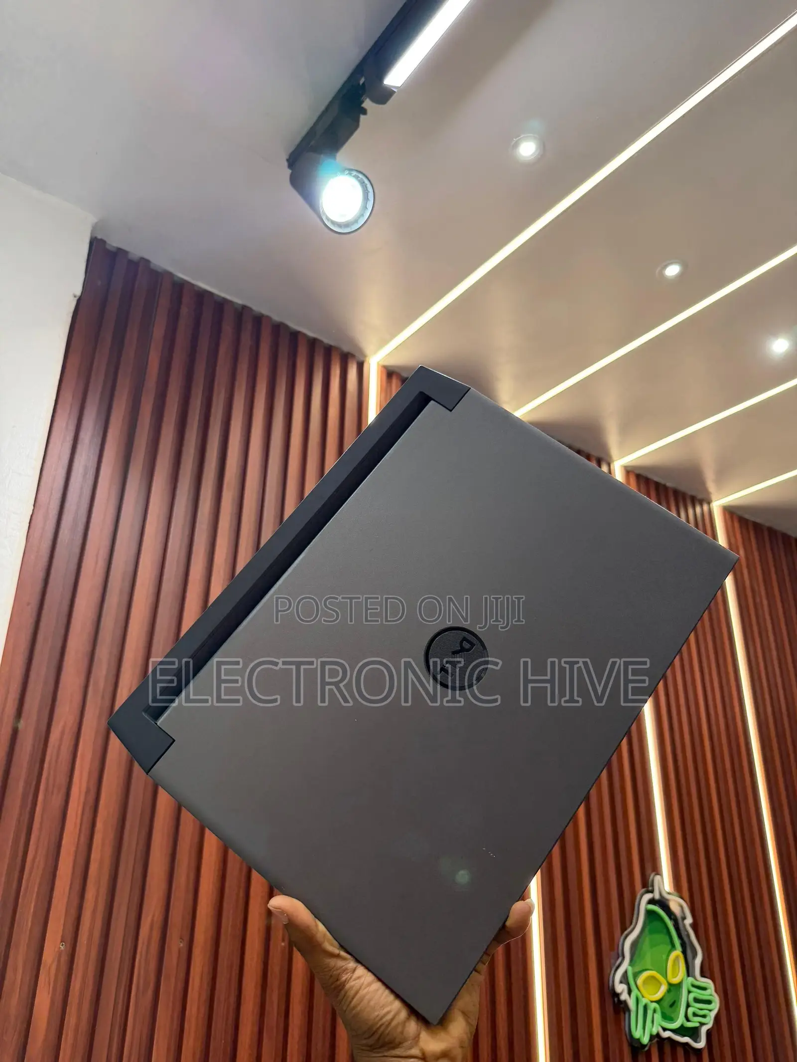 Laptop Dell G15 5511 8GB Intel Core i5 SSD 512GB