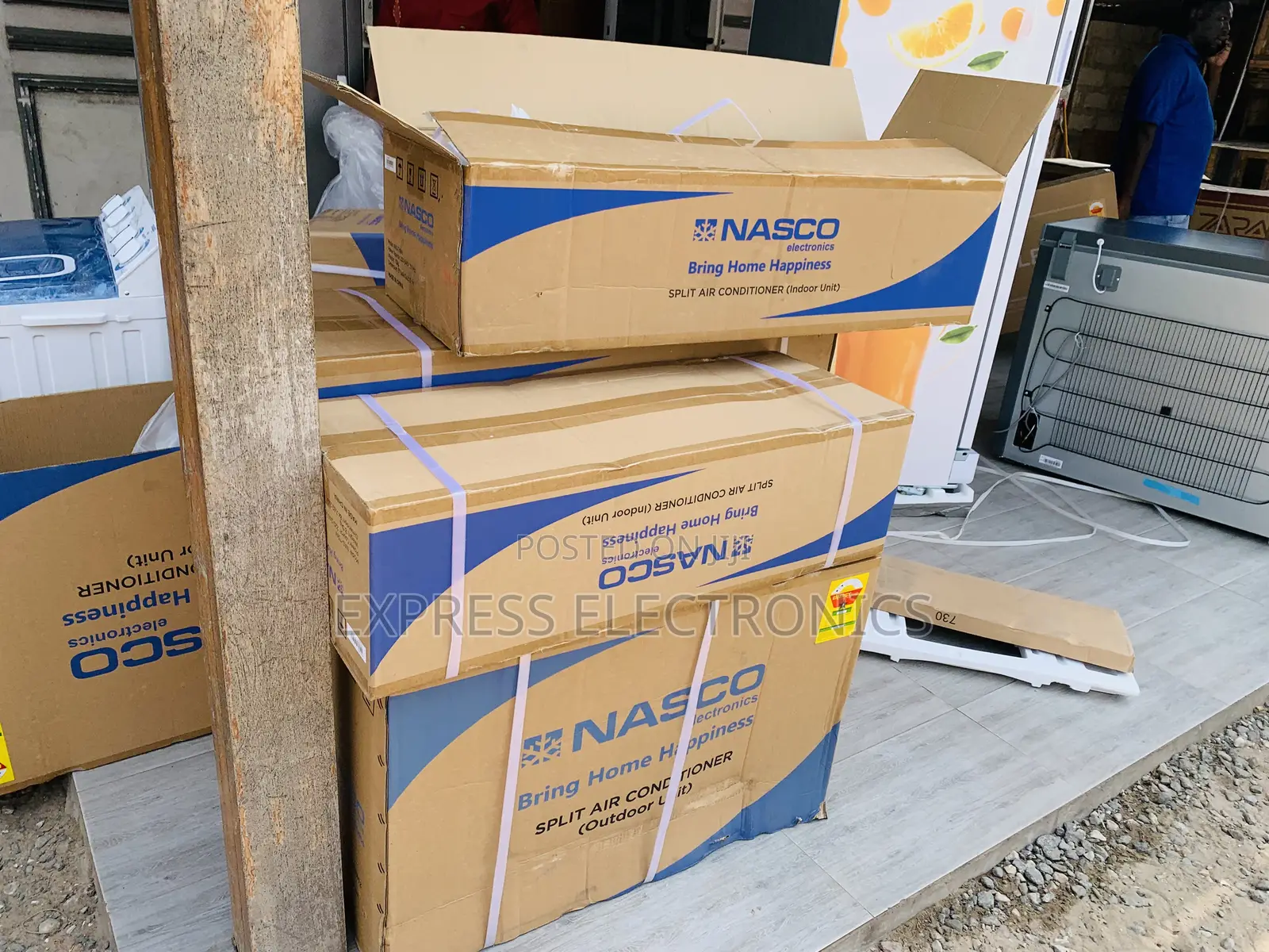 Nasco (1.5)Hp Split R410 Gas White Air Conditioner