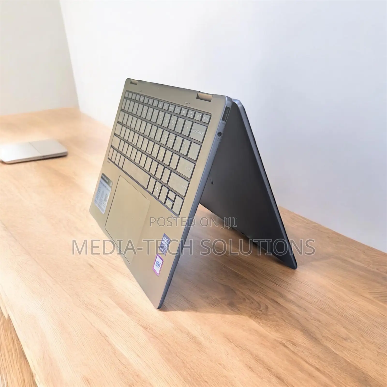 Laptop HP Envy x360 16GB Intel Core Ultra 7 SSD 1T