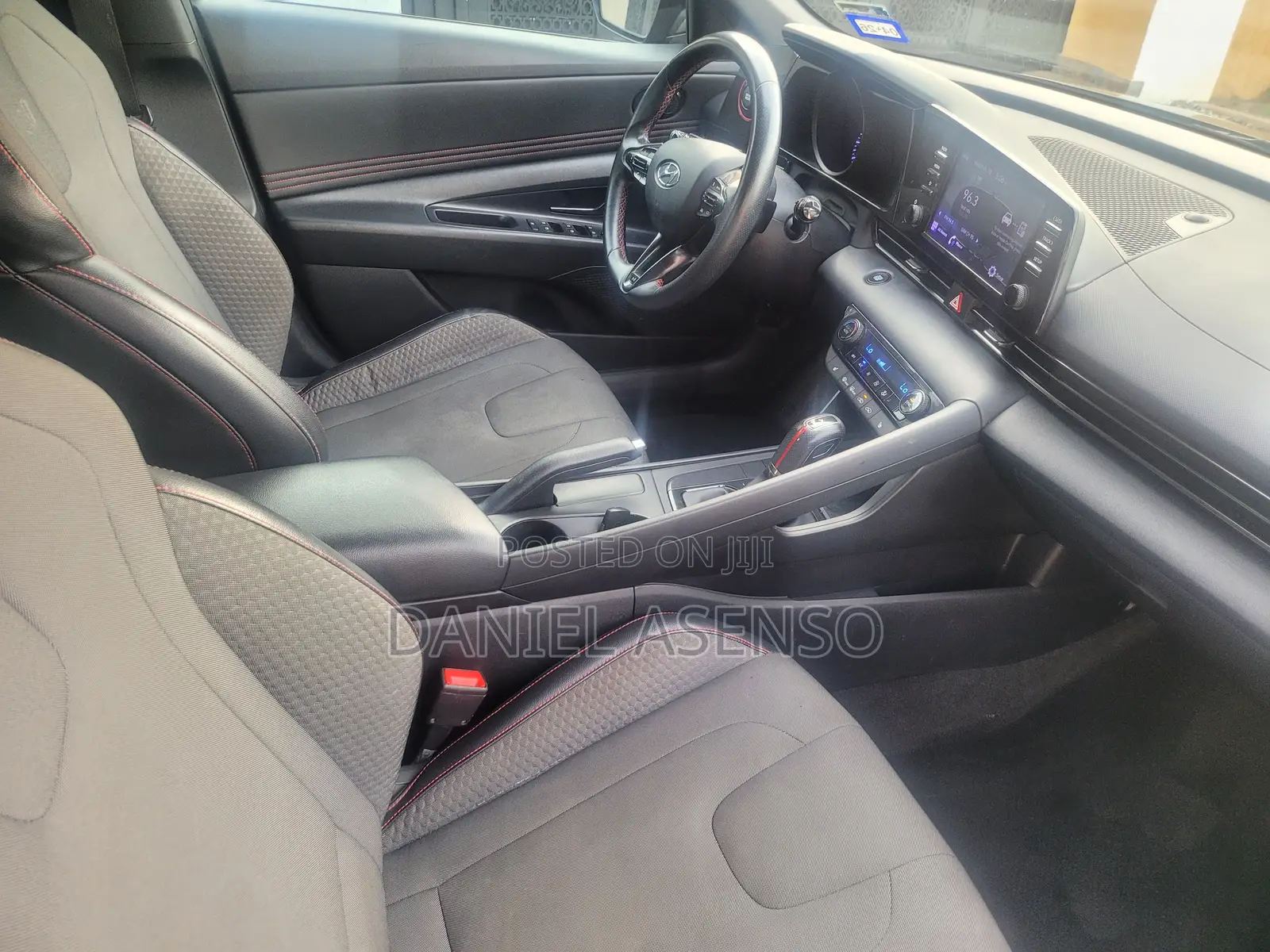 Hyundai Elantra 2022 Black