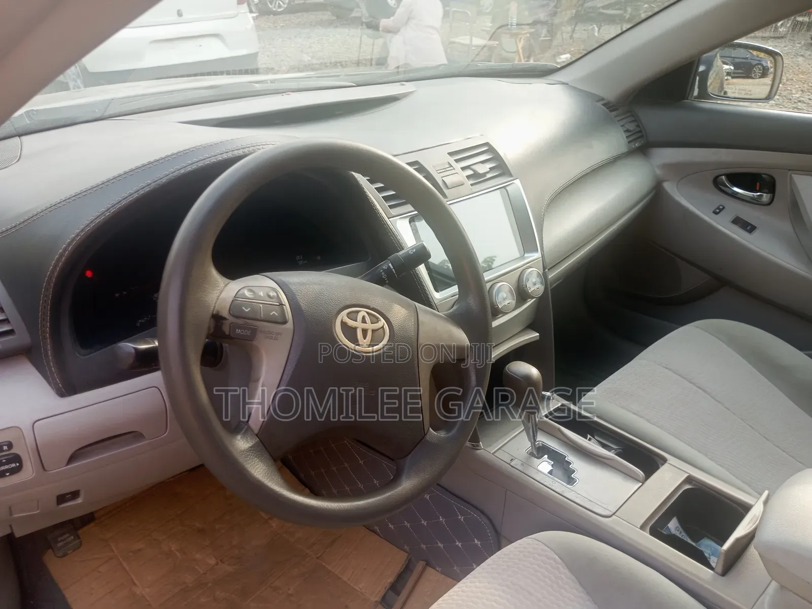 Toyota Camry LE 4dr Sedan (2.5L 4cyl 6A) 2011 Green