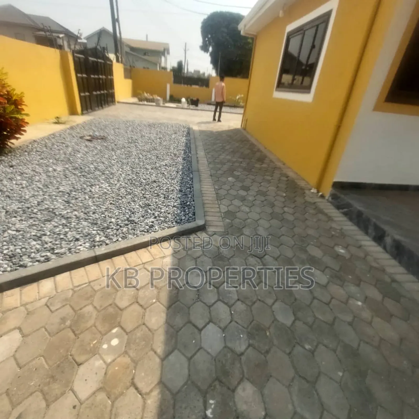 3bdrm House in Kb Properties, Spintex for rent