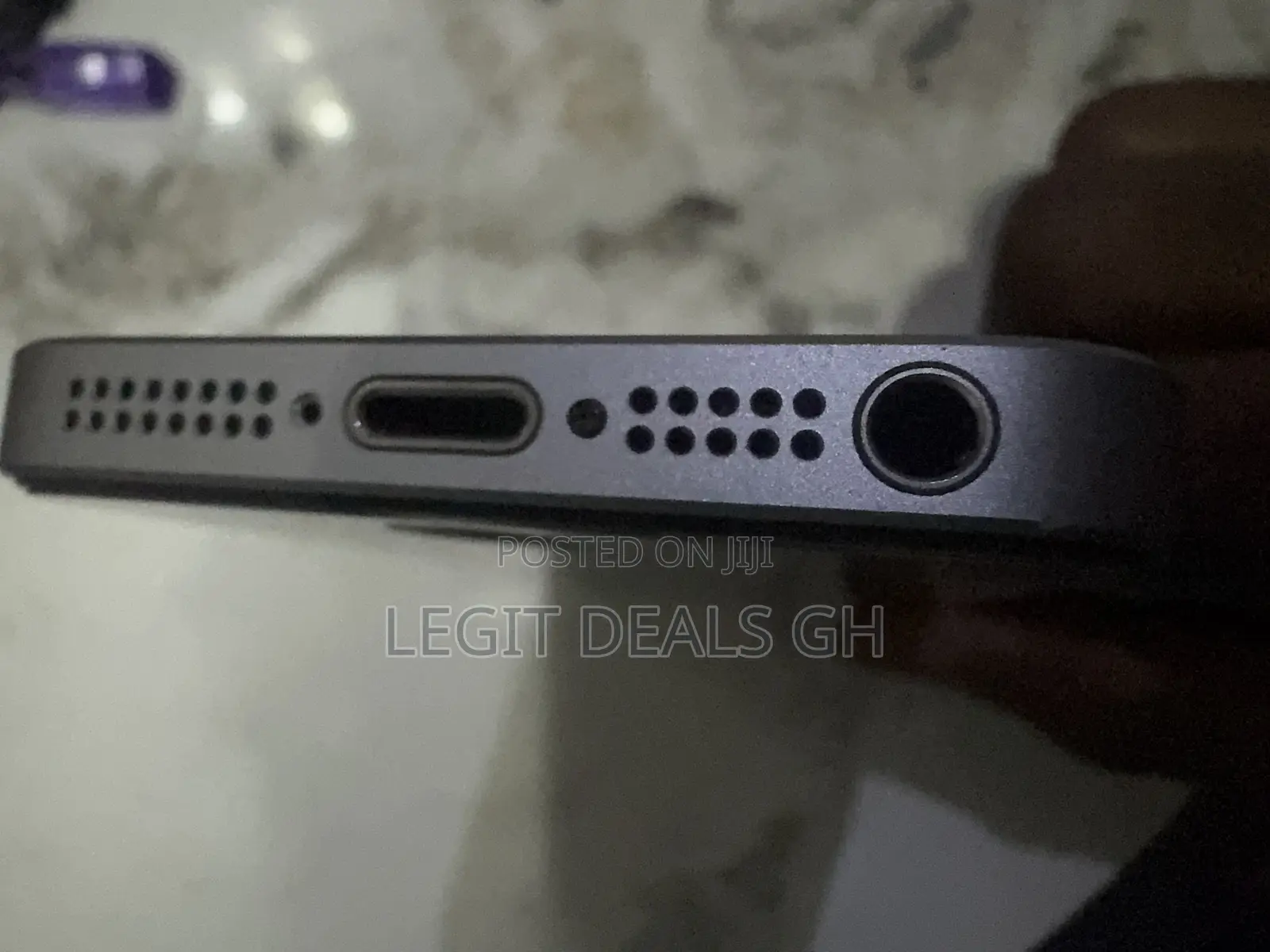 Apple iPhone SE 16 GB Silver
